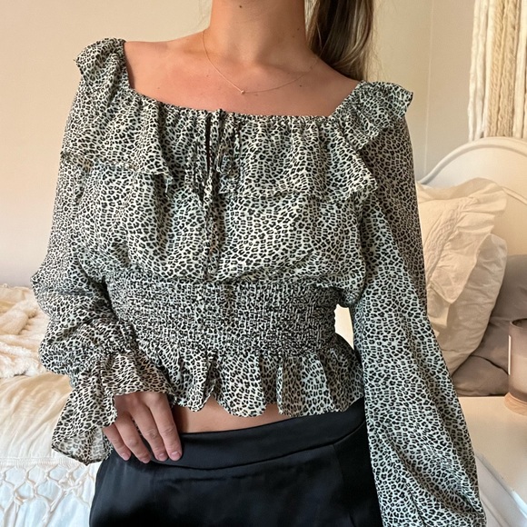 Blouse - Picture 2 of 3